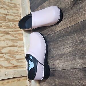 Bjork Swedish Pink Closed Back Professional Clogs